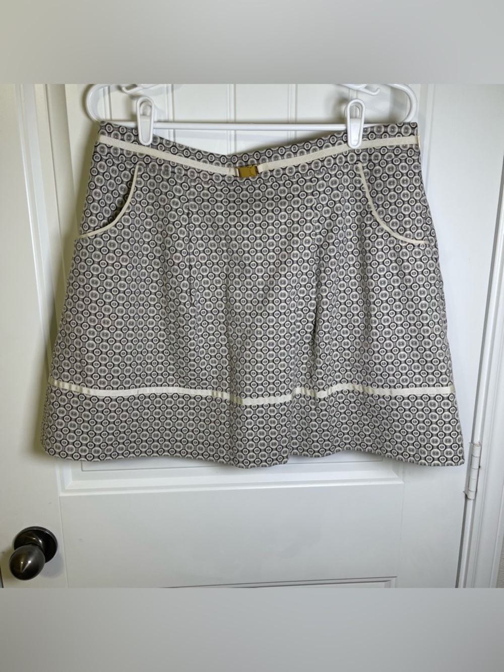 Gianni Bini Women’s 10 Cream, Black and Light Purple Circle Jacquard Lined Skirt - Picture 1 of 11